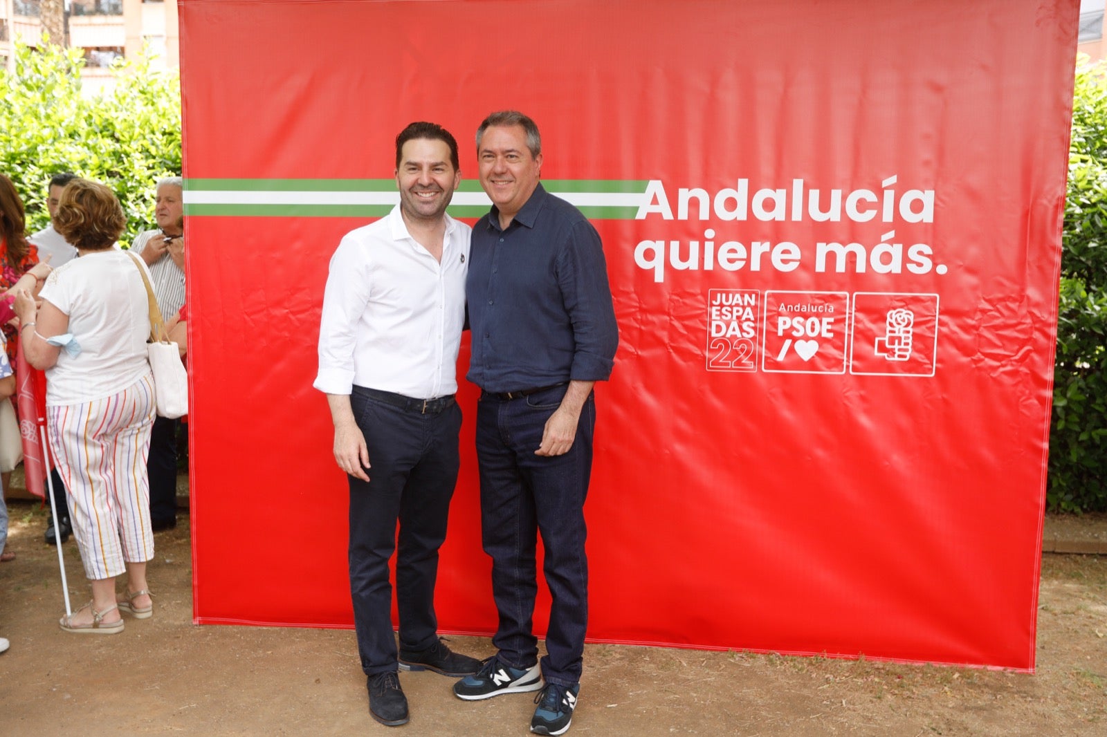Más de 80 imágenes de los ediles socialistas de la provincia con el candidato del partido a la presidencia de la Junta