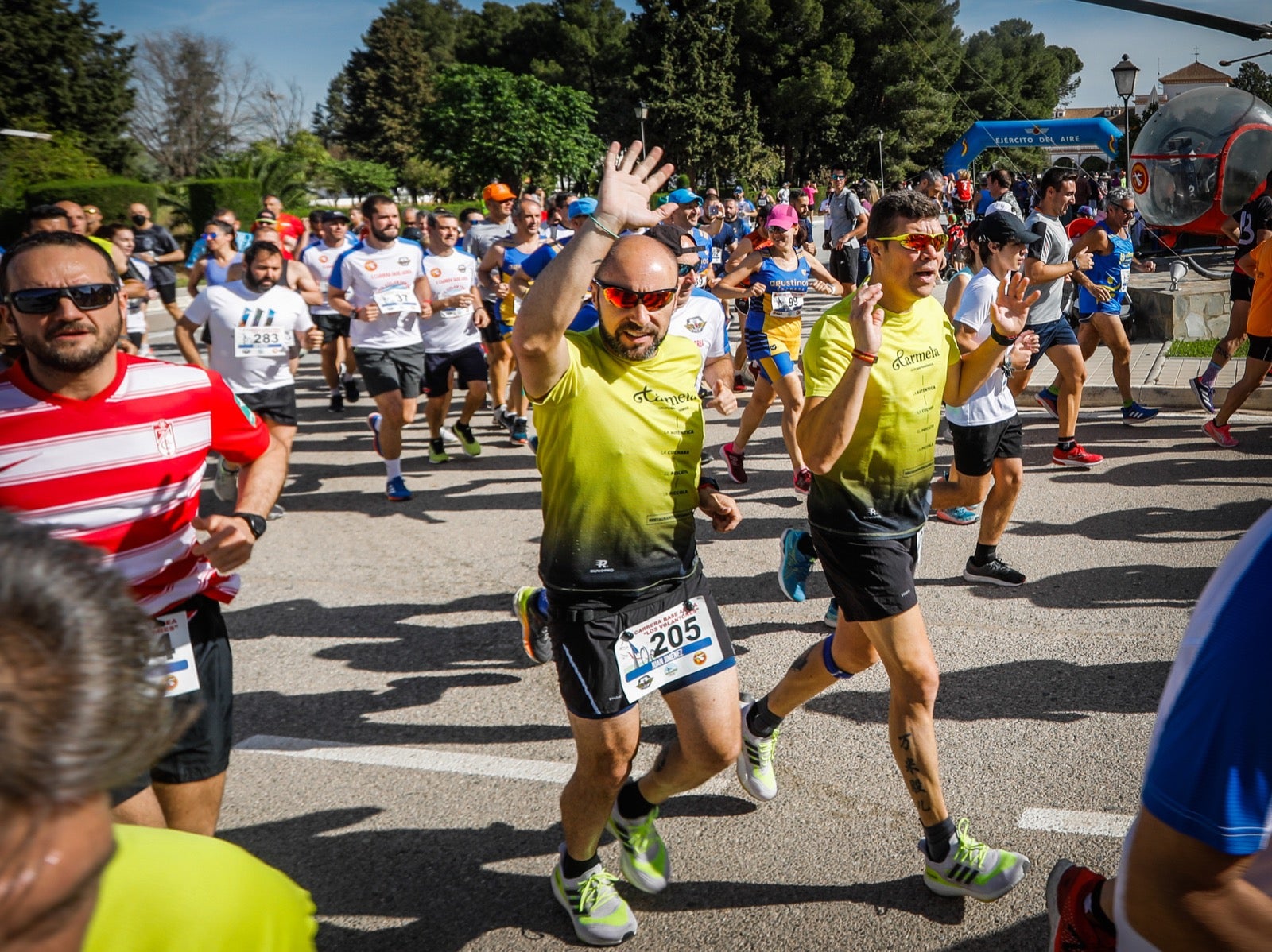 Así se ha desarrollado la segunda carrera de 'Los Volantones', celebrada con motivo de los actos del centenario de la base