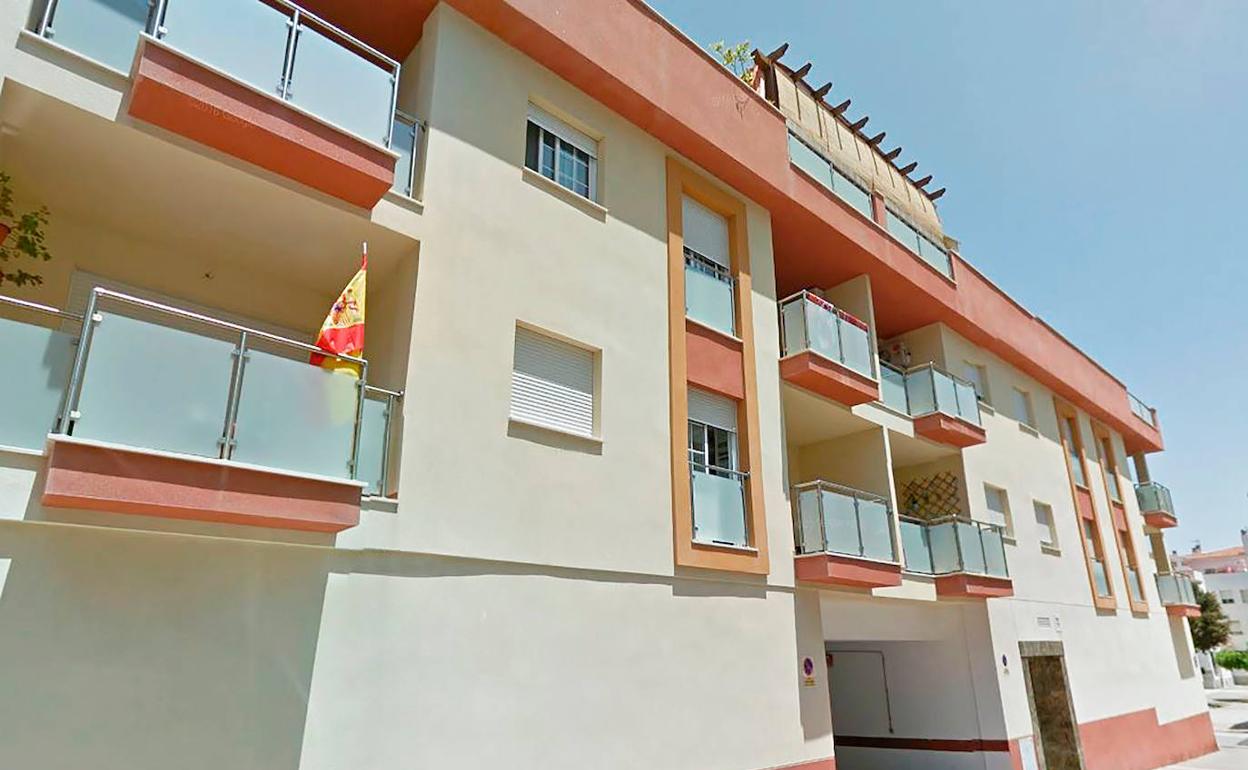 Fachada de una de las viviendas ofertadas en Andalucía.