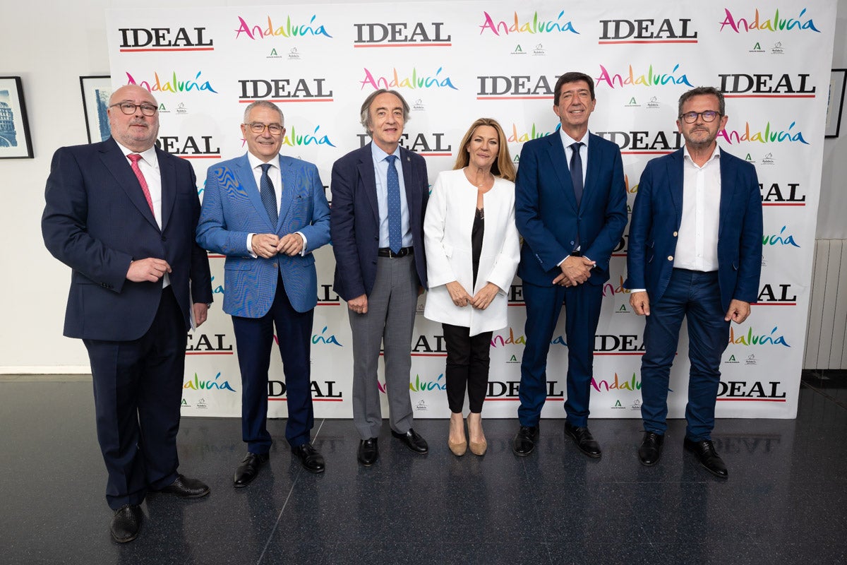 Se ha reconocido a lo mejor del sector granadino en cinco categorías: Mejor Hotel, Mejor Cocinero, Mejor Alojamiento Rural, Mejor Taberna y Mejor Restaurante