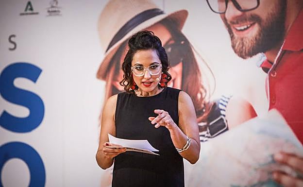 Nani Bracero, presentadora de la gala. 