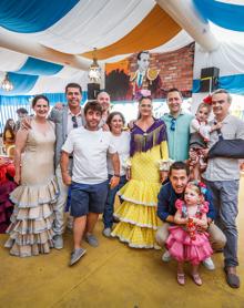 Imagen secundaria 2 - Caseteros y visitantes reencuentran toda la magia que envuelve a la feria del Corpus