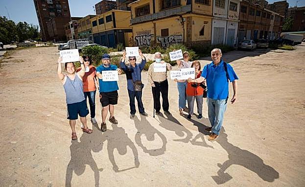 Imagen principal - Calles «tercermundistas» a diez minutos del centro