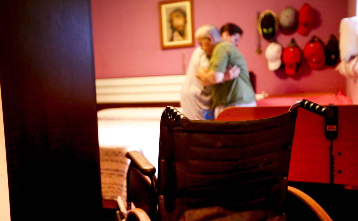 Los partidos incian la carrera por acortar las lista de espera de la dependencia y aumentar ayudas