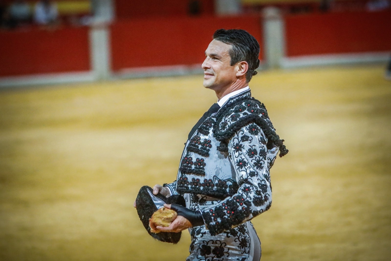 La afición taurina disfrutó de una tarde triunfal.