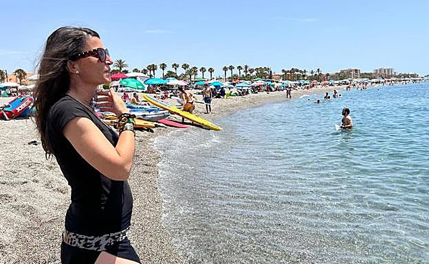 Macarena Olona en Salobreña.