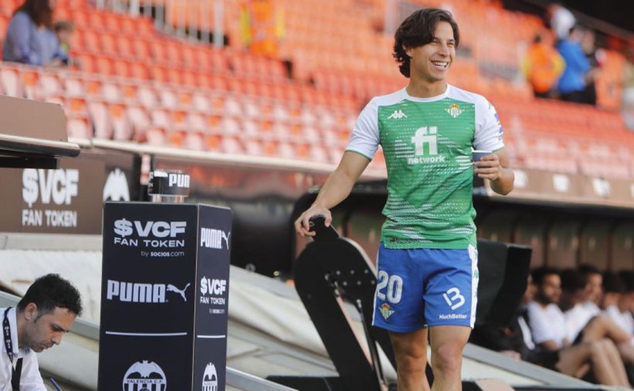 Diego Lainez con el Betis.