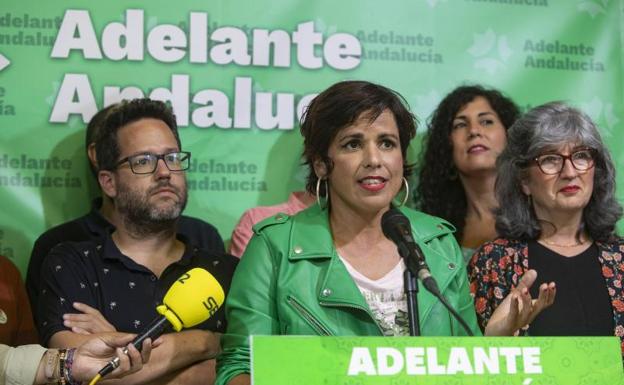 Teresa Rodríguez celebra que Andalucía 'ha pinchado el globo' de Vox. 