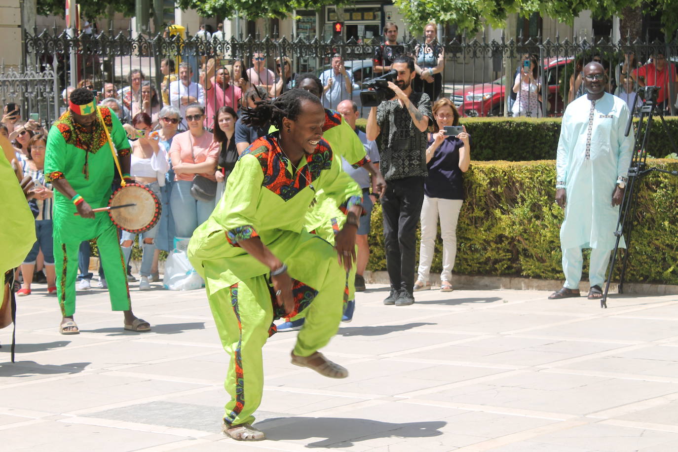 Grupos de Estados Unidos, México y Guinea Bissau actúan en la capital dentro de la 35 edición del Folk del Mundo