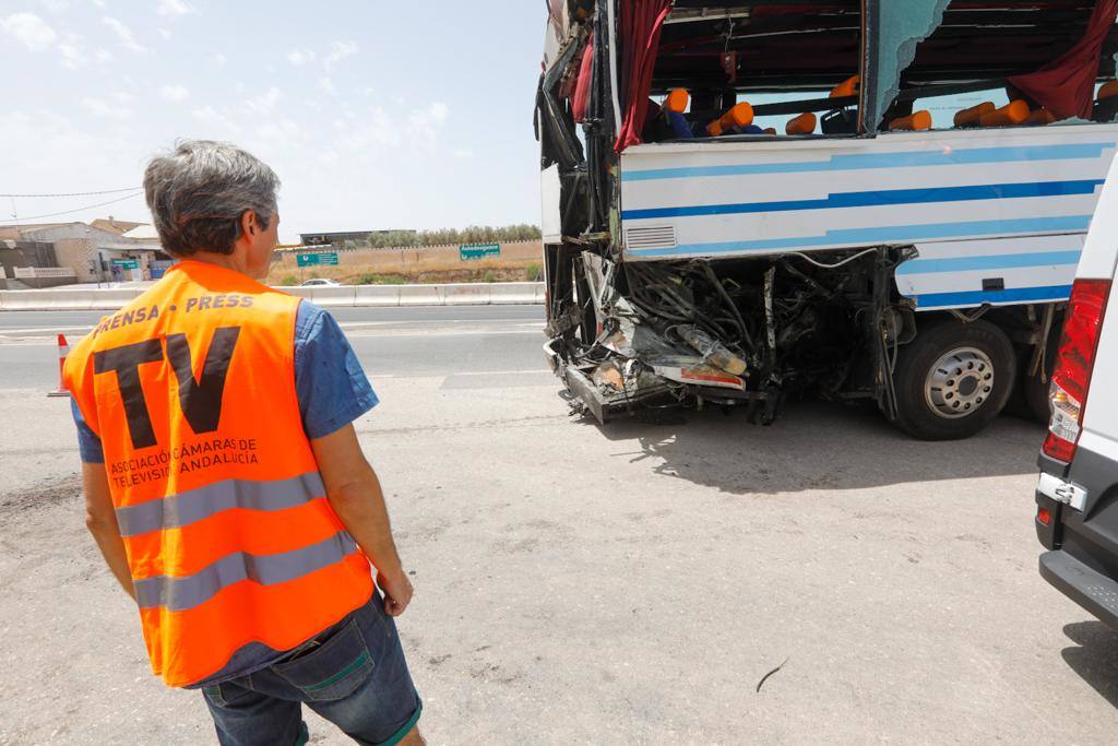 El accidente se ha producido en Moraleda de Zafayona este domingo a primera hora de la mañana.