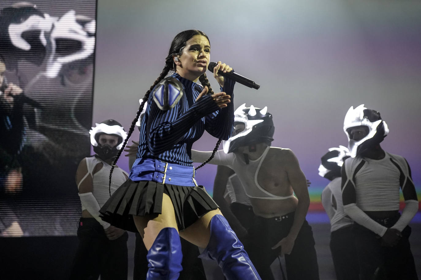 El espectáculo de 'Motomami' llega a Almería por todo lo alto