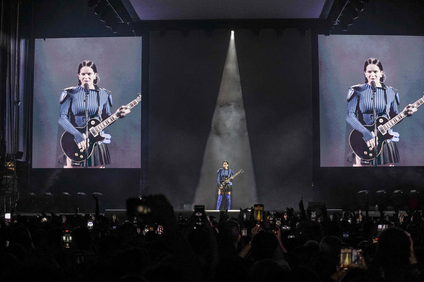 El espectáculo de 'Motomami' llega a Almería por todo lo alto