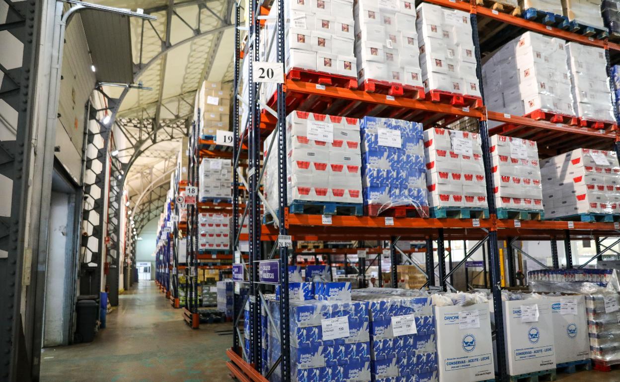 Imágenes de recurso de un banco de alimentos