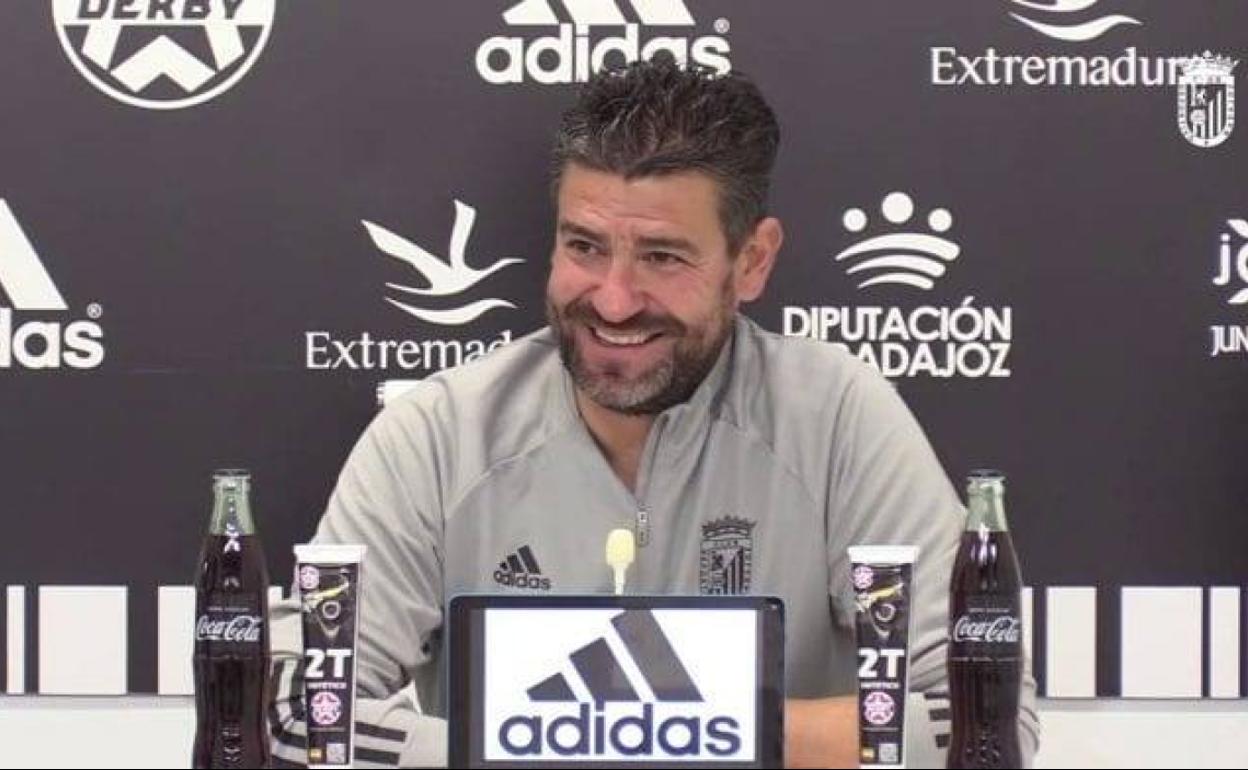 Estévez en una rueda de prensa. 