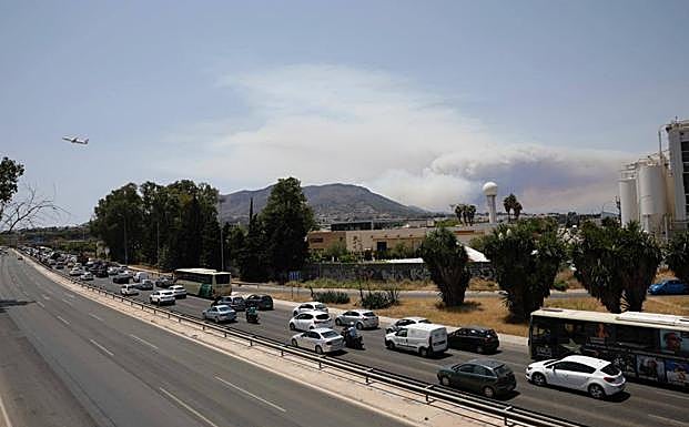 Retenciones junto al Aeropuerto de Málaga.