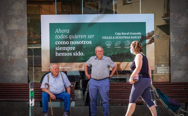 Mayores, en uno de sus puntos de encuentro.