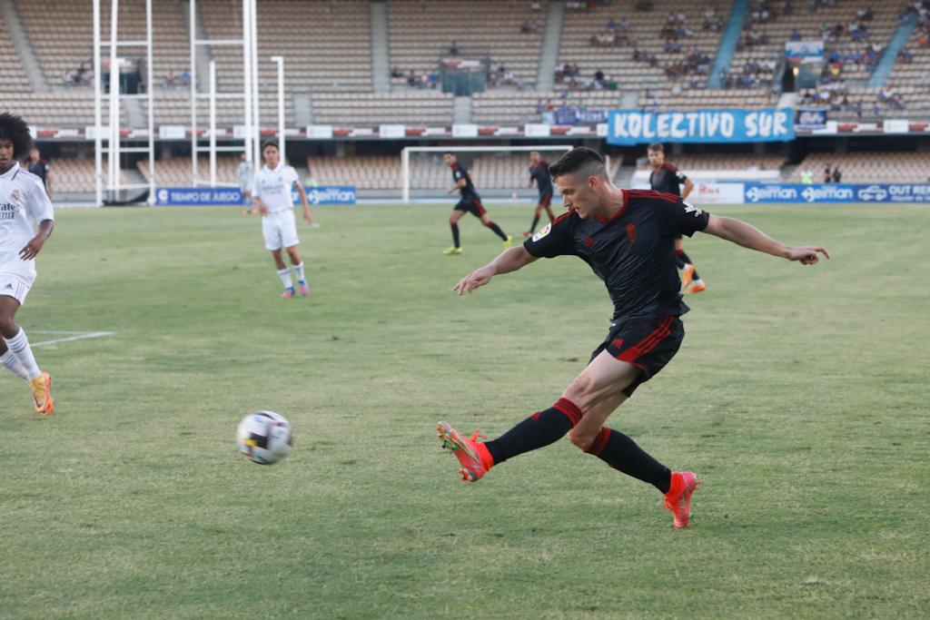 Fotos: Las imágenes del triangular entre el Granada, el Xerez y el Real Madrid Castilla