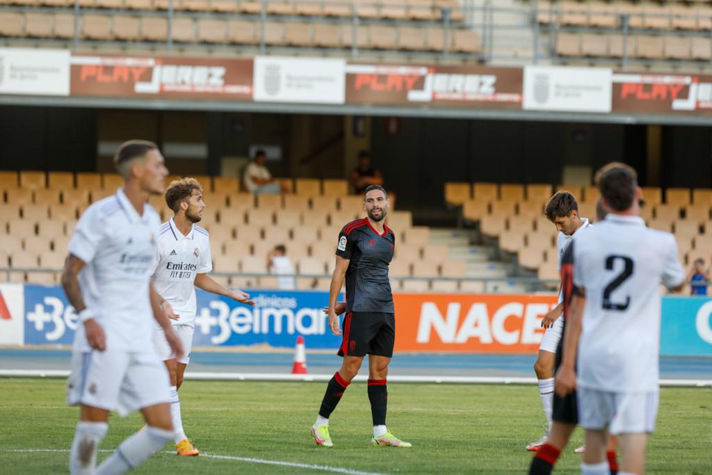 Fotos: Las imágenes del triangular entre el Granada, el Xerez y el Real Madrid Castilla