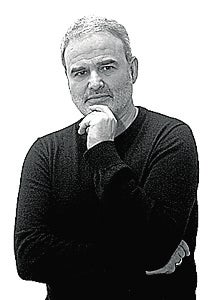 José Luis González