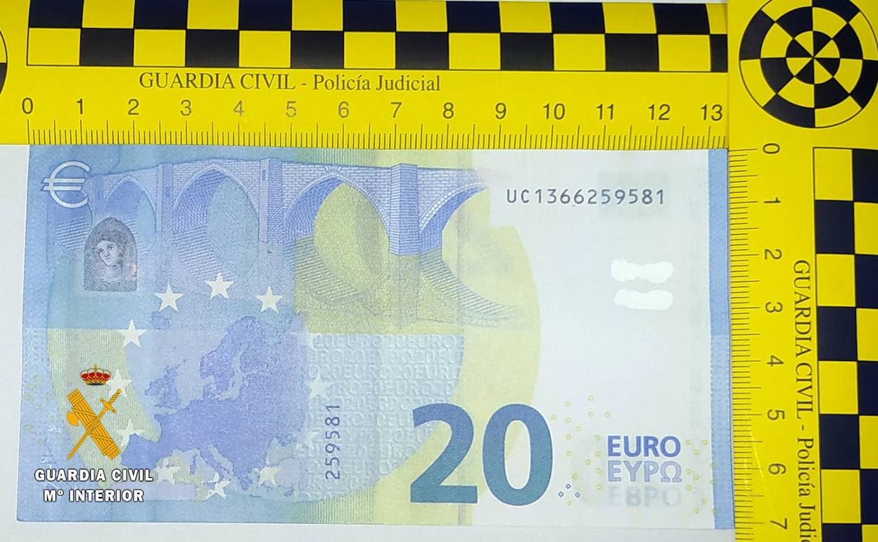 Billete falso intervenido por la Guardia Civil en Gérgal. 