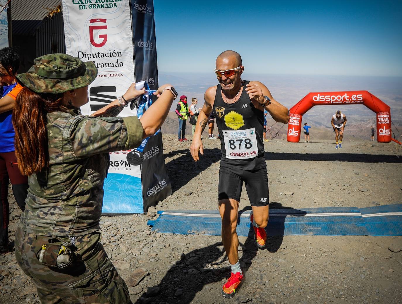 La 38 edición de la Subida Internacional Pico Veleta se ha celebrado este domingo.