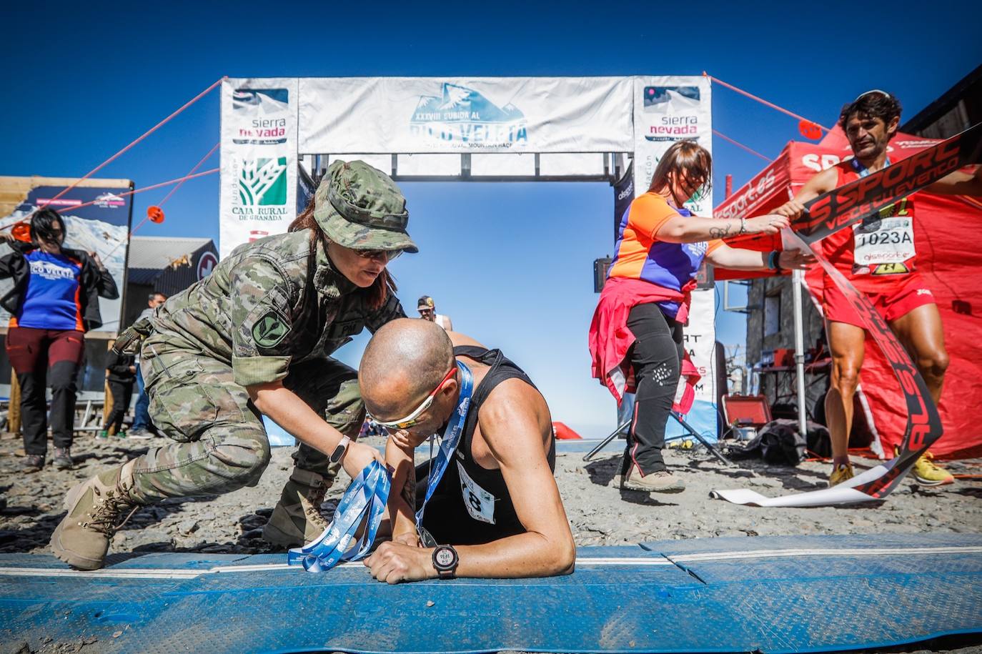 La 38 edición de la Subida Internacional Pico Veleta se ha celebrado este domingo.