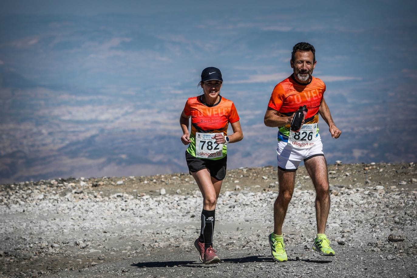 La 38 edición de la Subida Internacional Pico Veleta se ha celebrado este domingo.