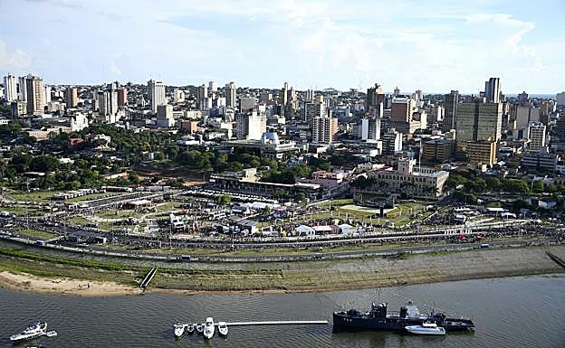 Vista aérea de Asunción, capital de Paraguay. 