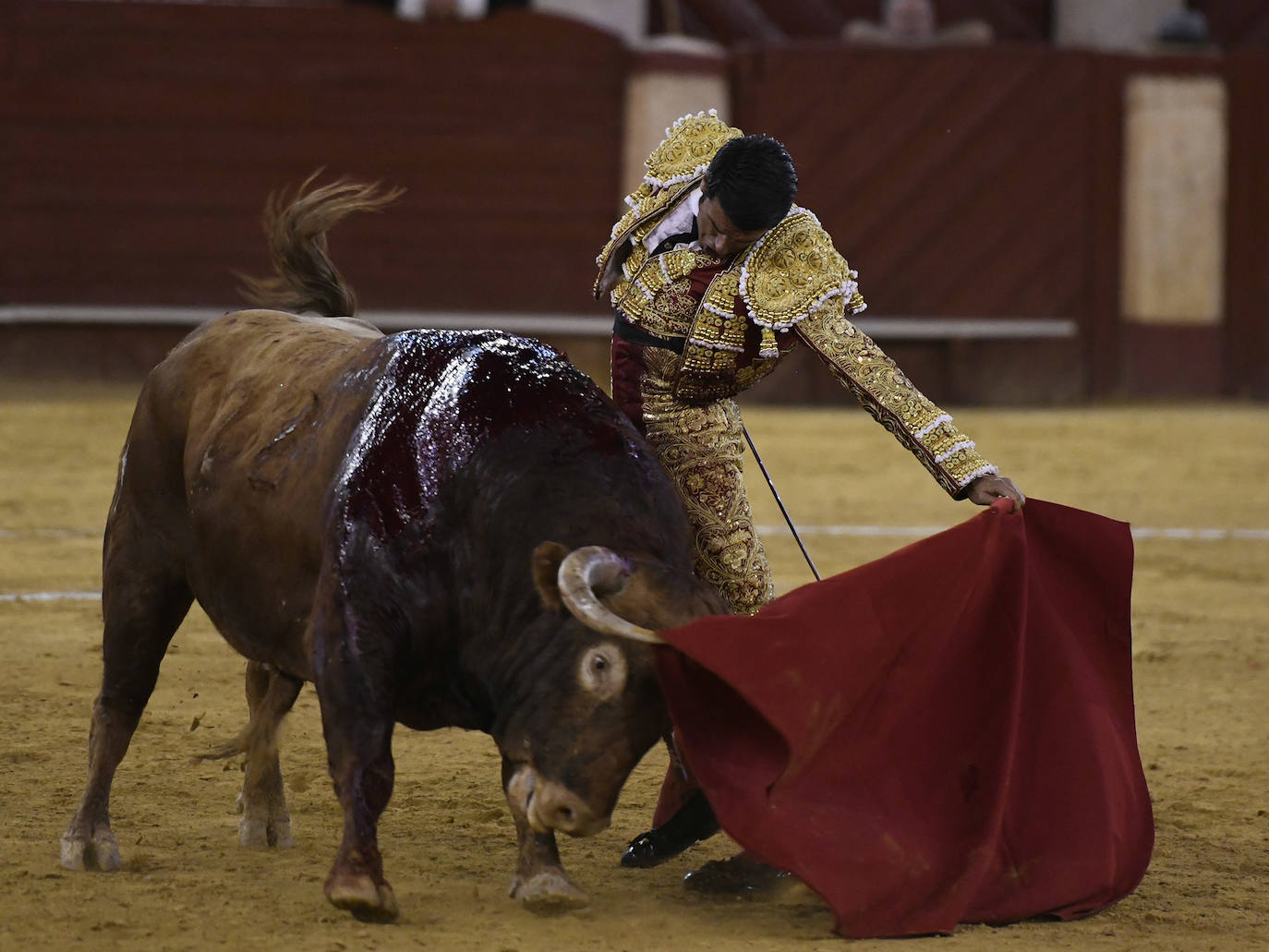 Emilio De Justo y Roca Rey brindaron una gran tarde de toros. 