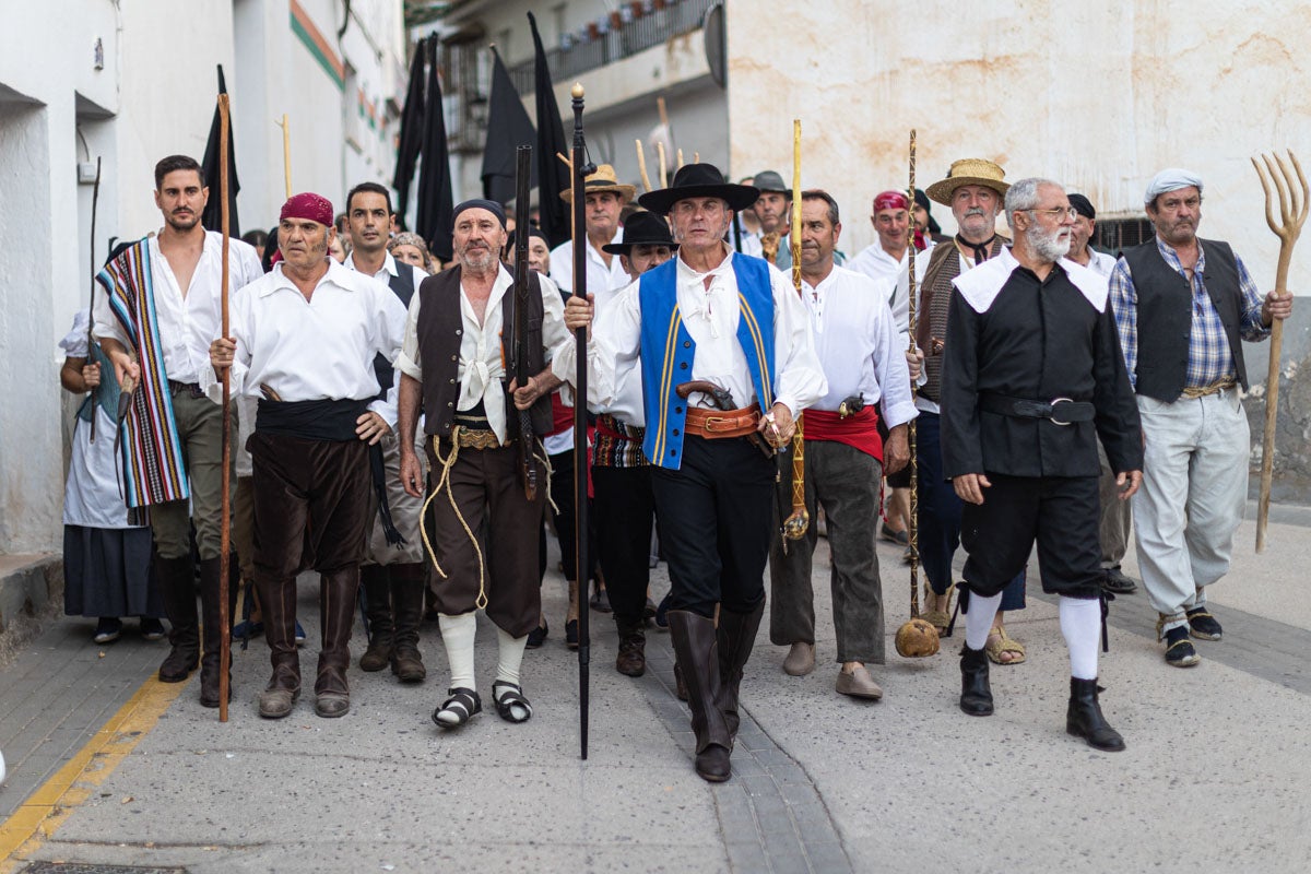 La Peza se vuelca en la recreación del 'alcalde carbonero' y la Guerra de la Independencia