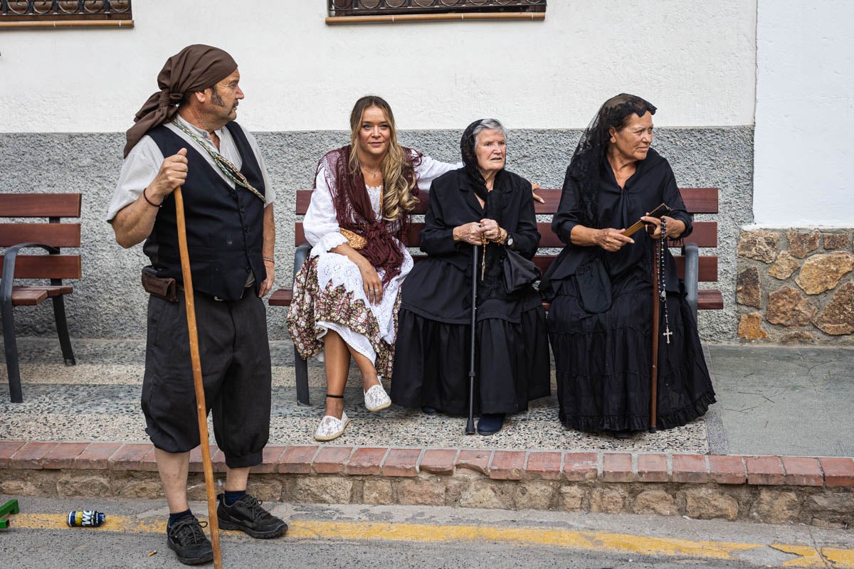 La Peza se vuelca en la recreación del 'alcalde carbonero' y la Guerra de la Independencia