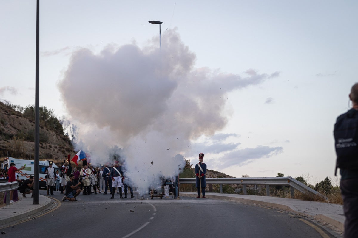 La Peza se vuelca en la recreación del 'alcalde carbonero' y la Guerra de la Independencia