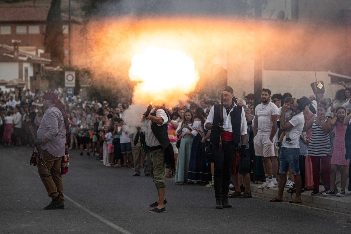 La Peza se vuelca en la recreación del 'alcalde carbonero' y la Guerra de la Independencia