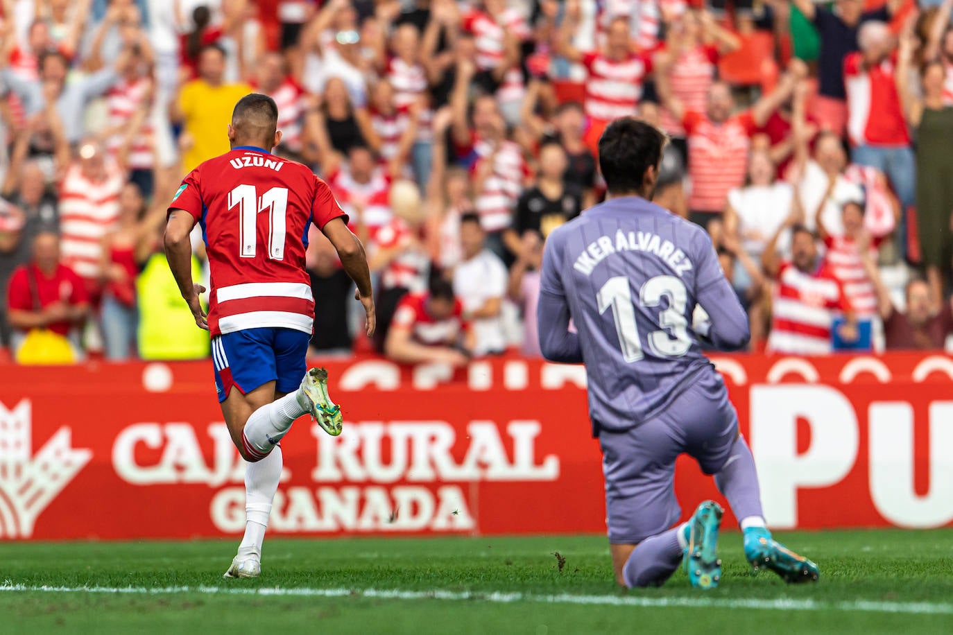 Repasa en fotos los mejores momentos del partido disputado este lunes en Los Cármenes