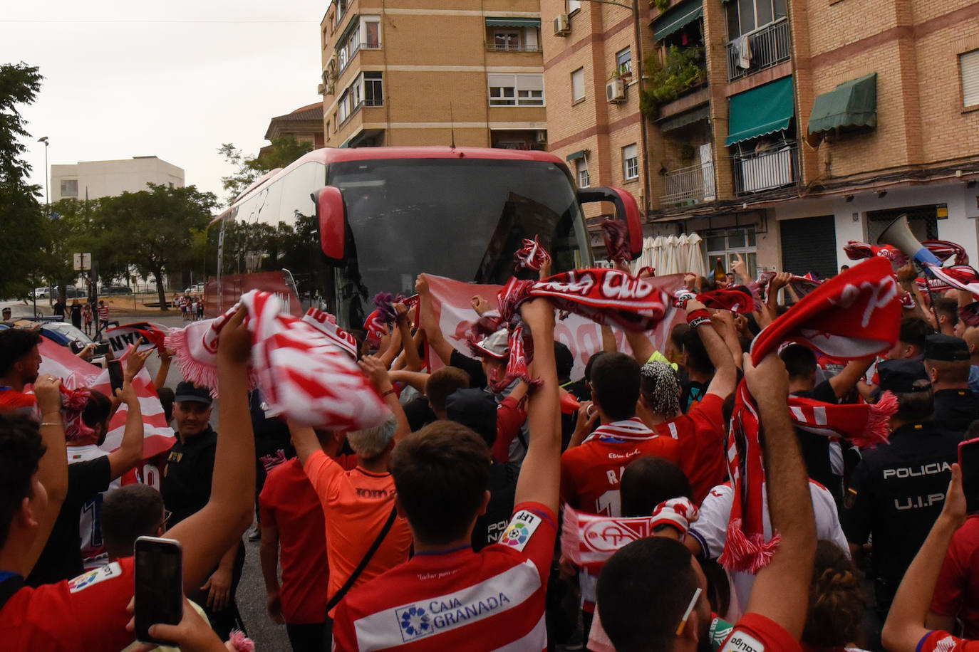 Repasa en fotos los mejores momentos del partido disputado este lunes en Los Cármenes