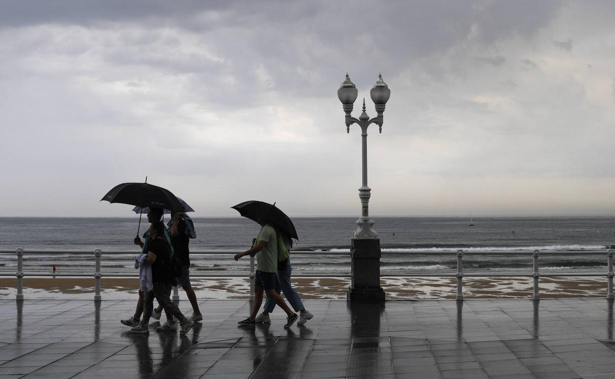 Aviso de la Aemet por las tormentas y el calor que afectan a Andalucía