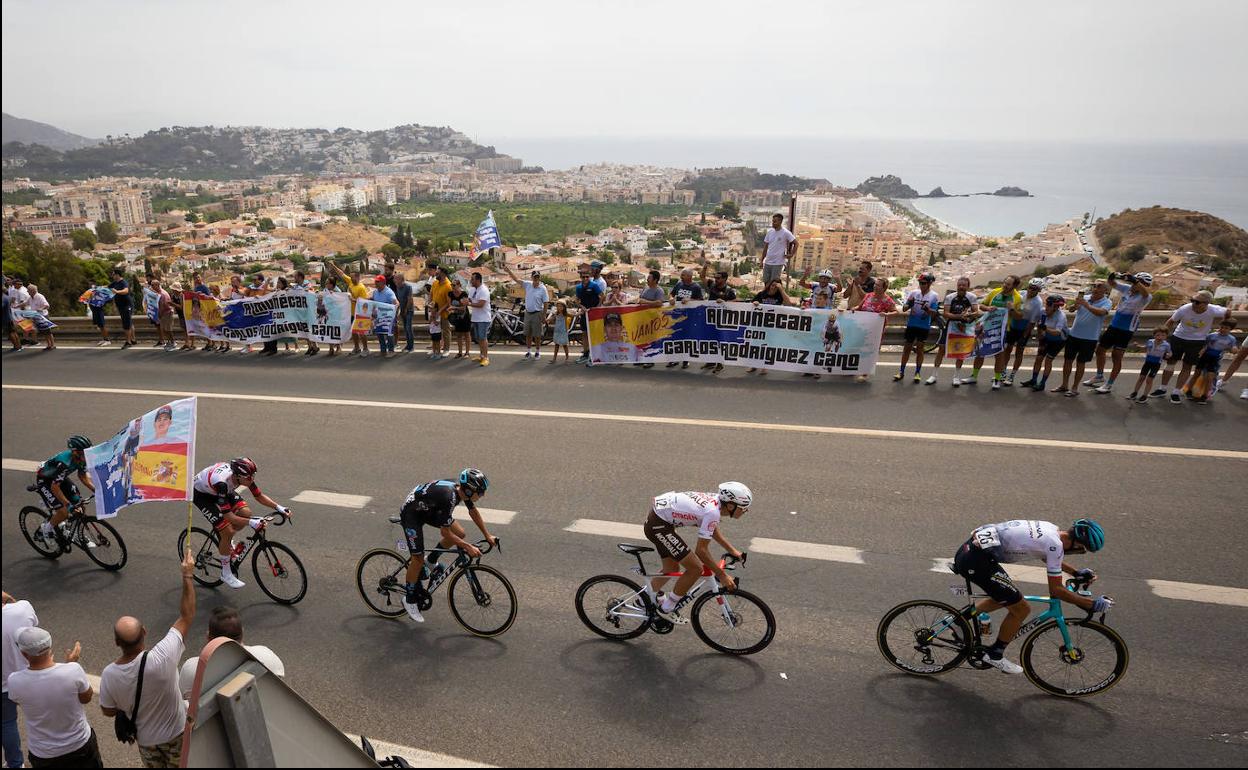 La Vuelta, a su paso por Almuñécar.