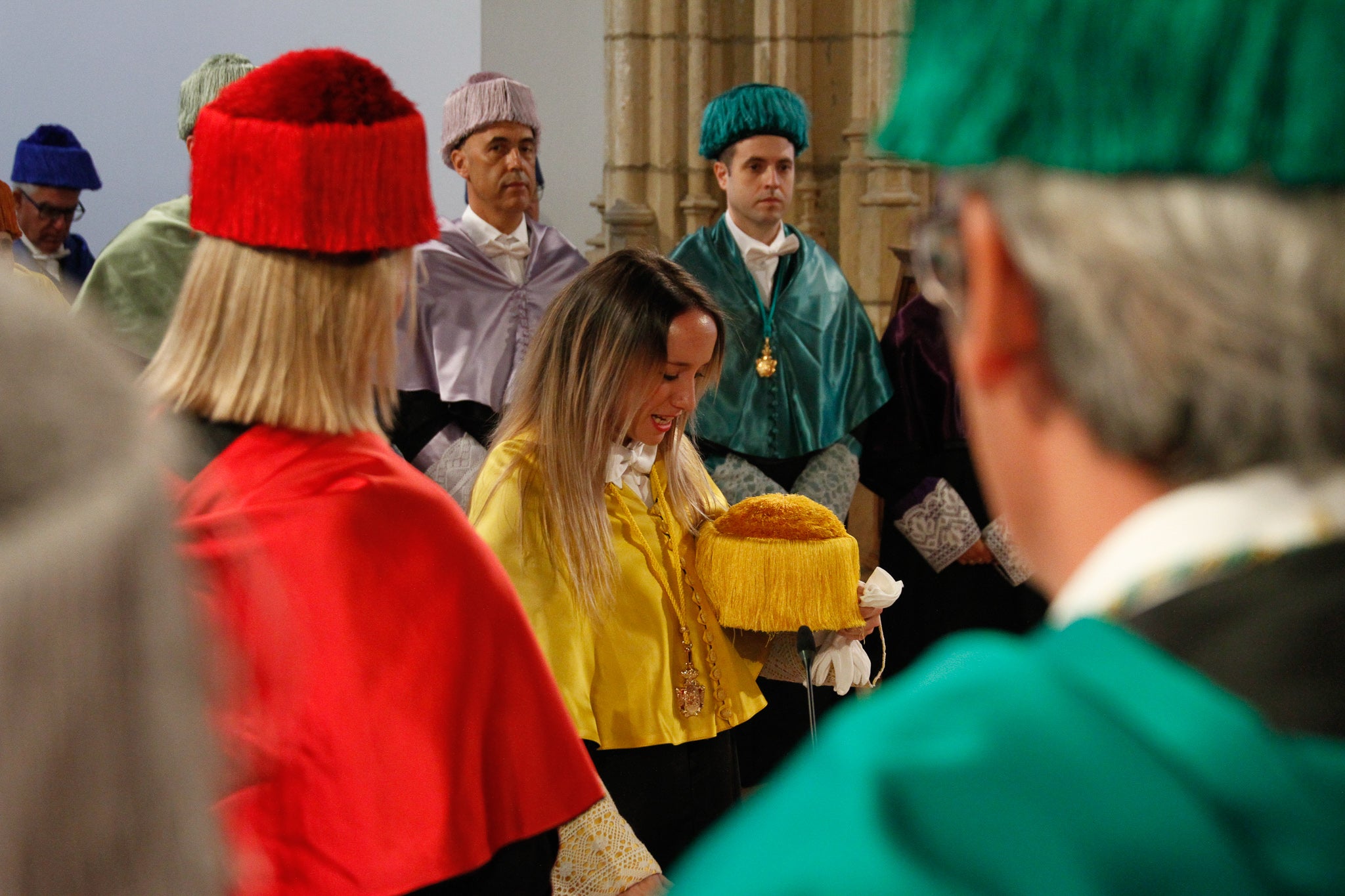 La rectora Pilar Aranda preside su última apertura de curso y recibe una emotiva ovación.