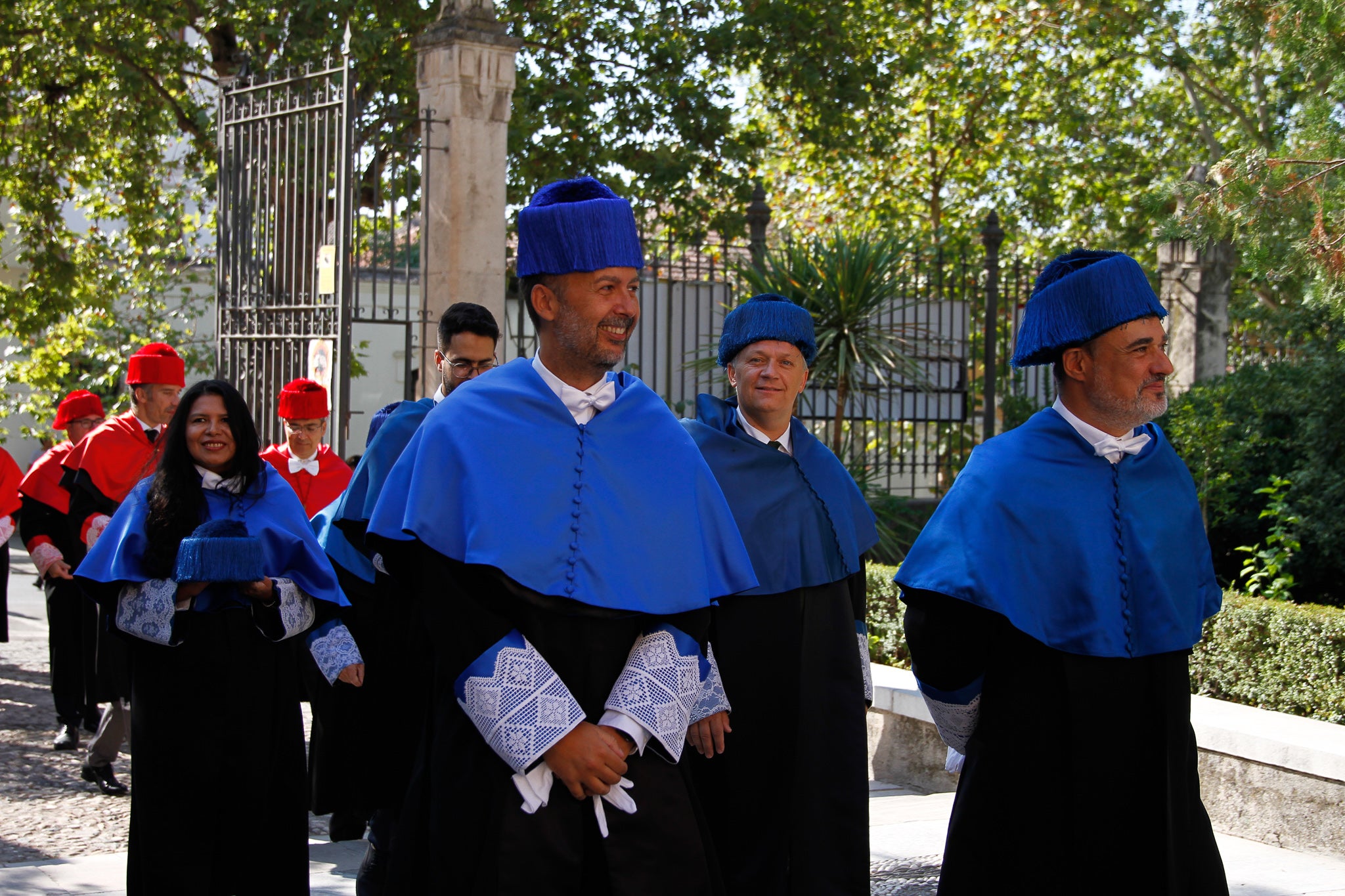 La rectora Pilar Aranda preside su última apertura de curso y recibe una emotiva ovación.