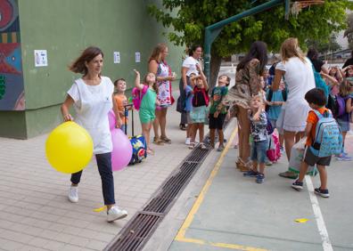 Imagen secundaria 1 - La bienvenida del profesorado a alumnos y padres.