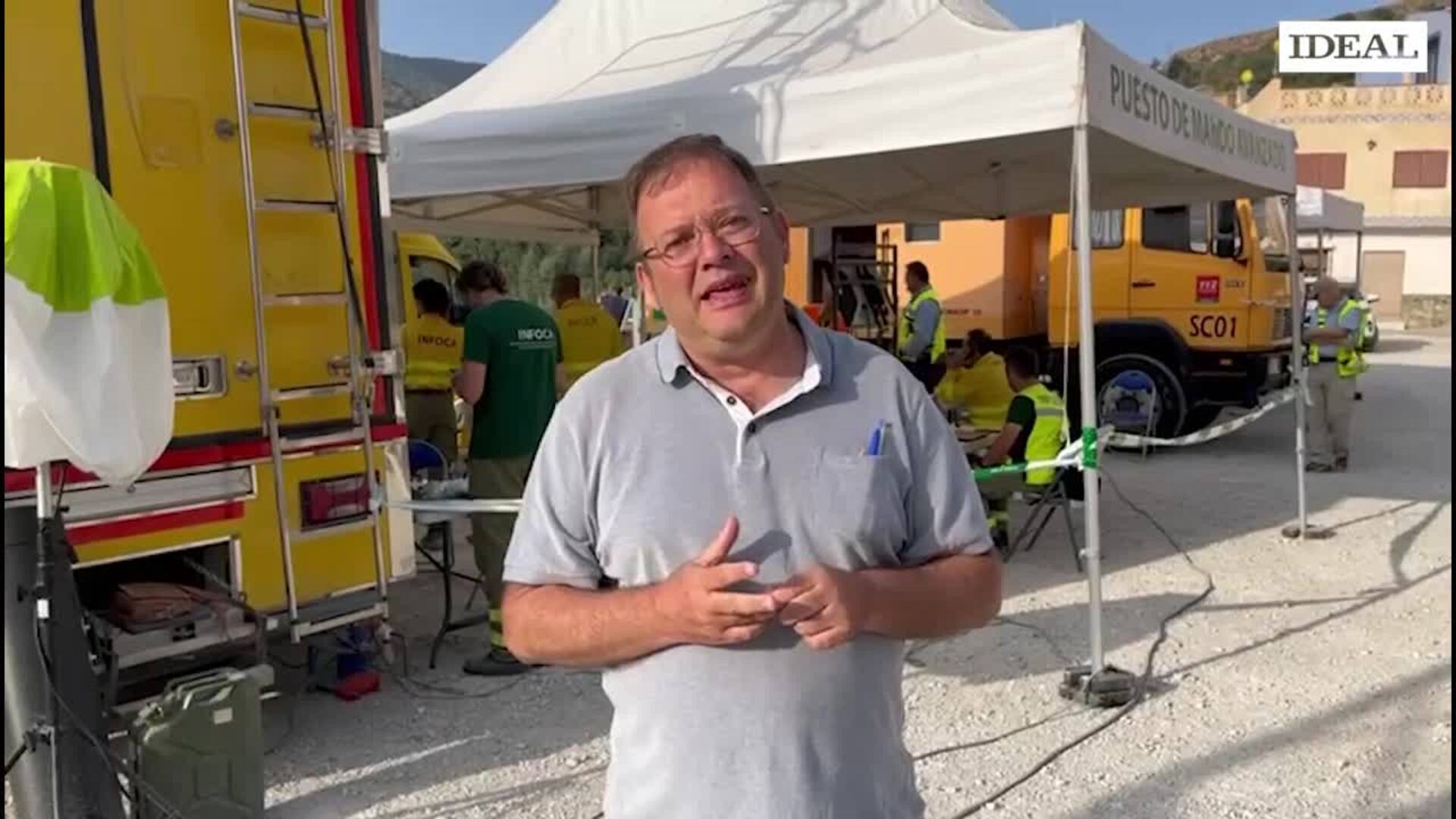 El periodista J. R. Villalba informa del incendio desde el lugar de los hechos: «Hay evolución favorable»