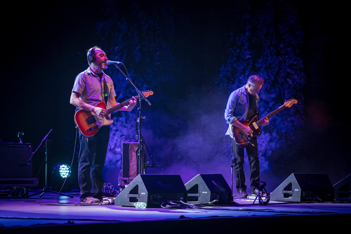 La banda granadina, en plena actuación.