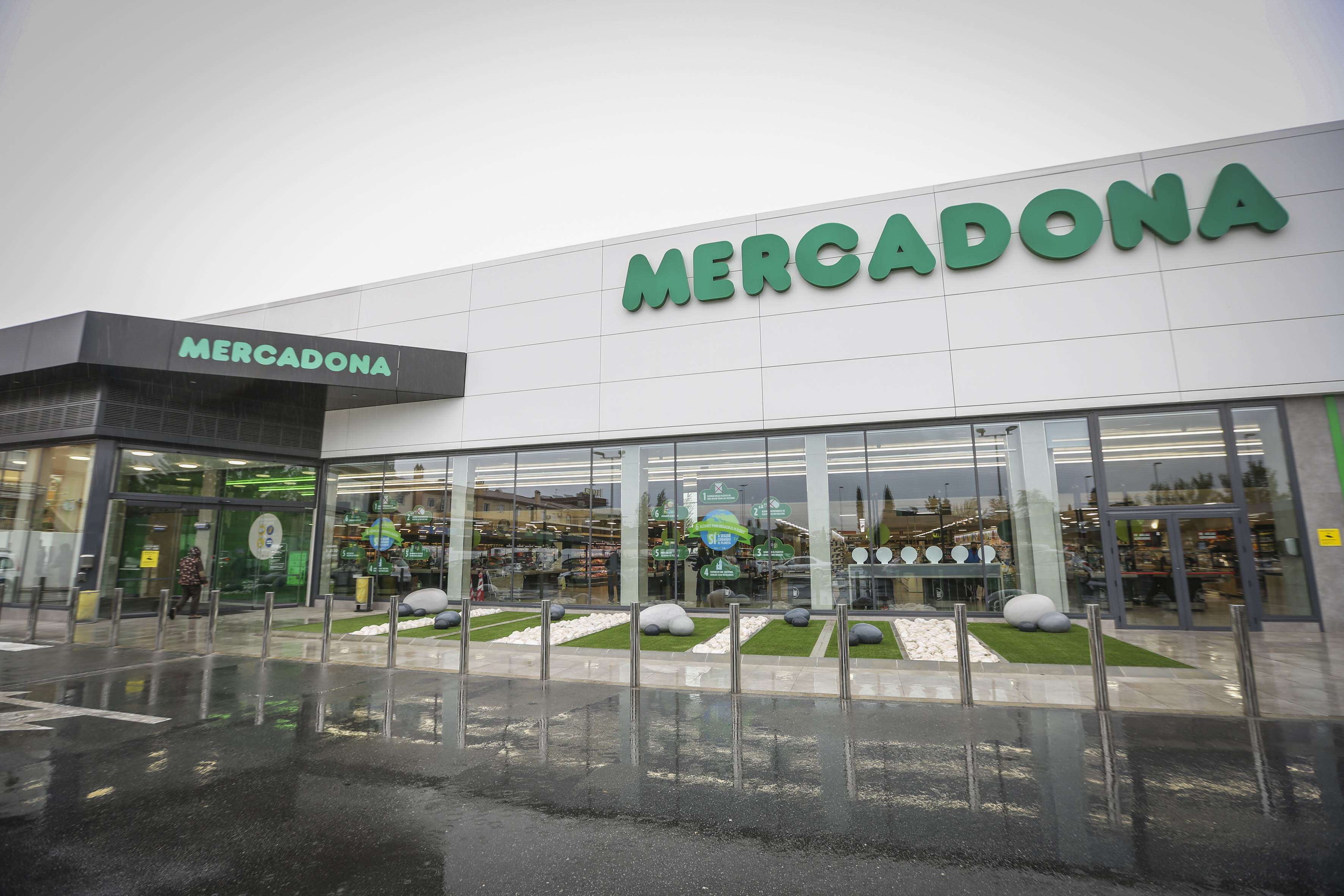 La alerta de Mercadona a sus clientes sobre un email que es una estafa.