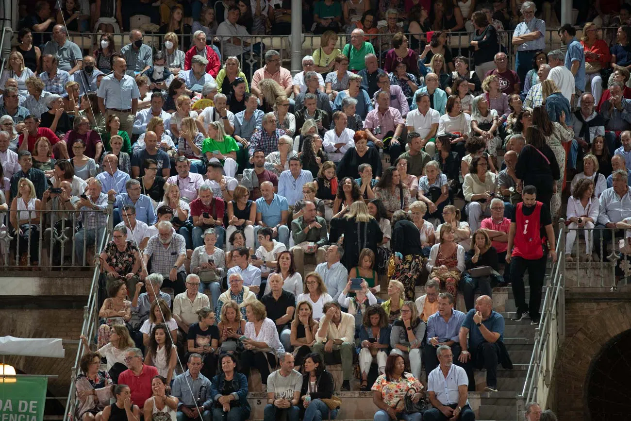 Imágenes del concierto de Joan Manuel Serrat en Granada