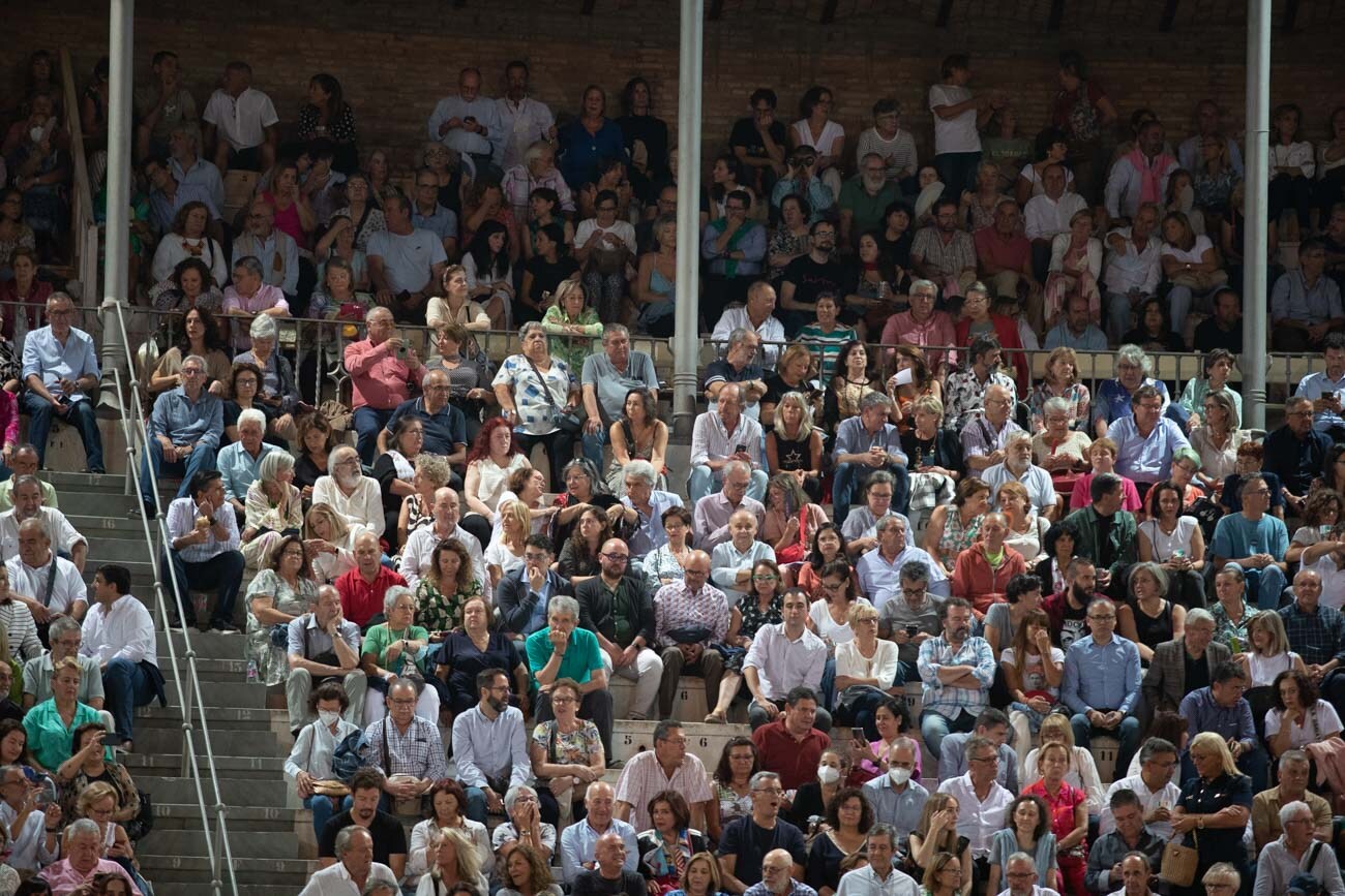 Imágenes del concierto de Joan Manuel Serrat en Granada