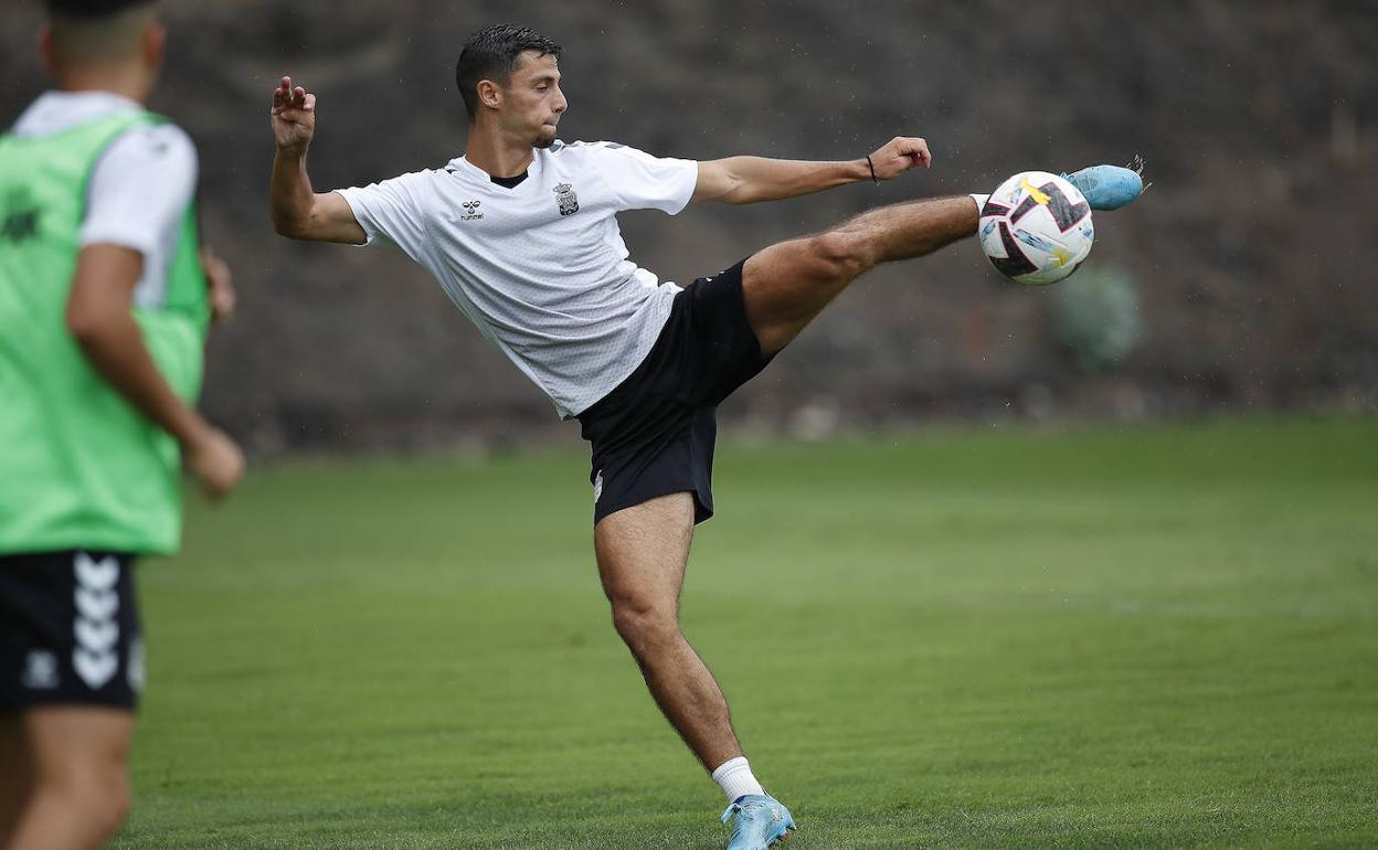 La UD Las Palmas entrenó con normalidad este sábado. 