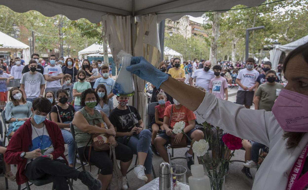 Imagen de una edición pasada de La Noche de los Investigadores.