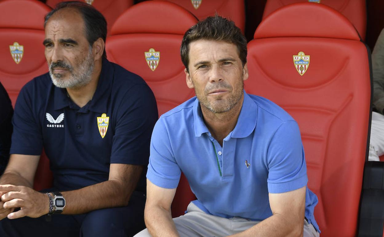 Jaume Torras y Rubi, en el banquillo de la UD Almería. 