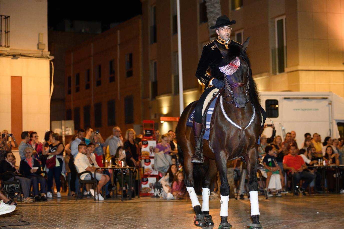 Fotos: Así fue el desfile 'Cabalgando entre costuras' | Ideal