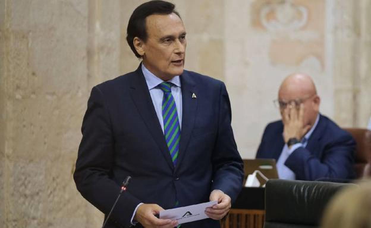 El consejero de Universidades, Investigación e Innovación, José Carlos Gómez Villamandos. 